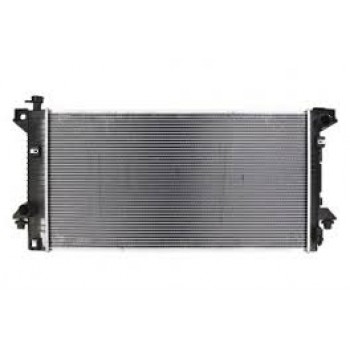 Radiator - LINCOLN NAVIGATOR V8 5.4L 2009-2014