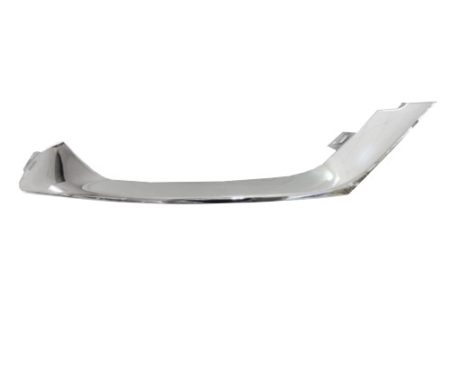 Right Front bumper molding Fog Lamp Trim; Applique; Code MCG; Chrome - CHRYSLER 200 2015-2017