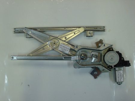 Right Front door glass regulator Regulator & Motor Assy - SATURN ION 2003-2007