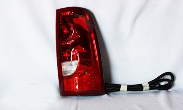 Right Taillamp assy FLEETSIDE - CHEVROLET SILVERADO 2500 HD 2003-2003