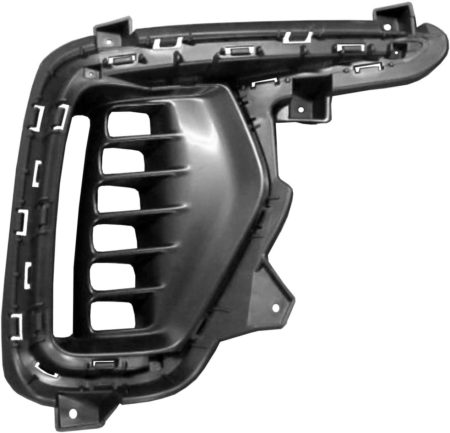 Right Front bumper insert Fog Lamp Opening Cover; w/o Fog Lamps - HYUNDAI SANTA FE 2017-2018