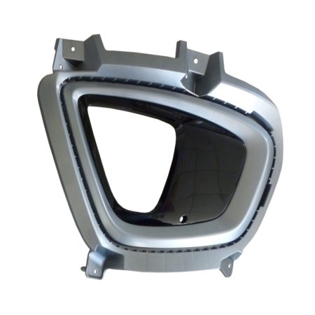 Right Front bumper insert Fog Lamp Bezel; w/o Sport Pkg; w/Fog Lamps - KIA SORENTO 2016-2018