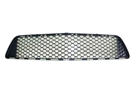 Front bumper grille W204 - MERCEDES-BENZ C63 AMG 2008-2011