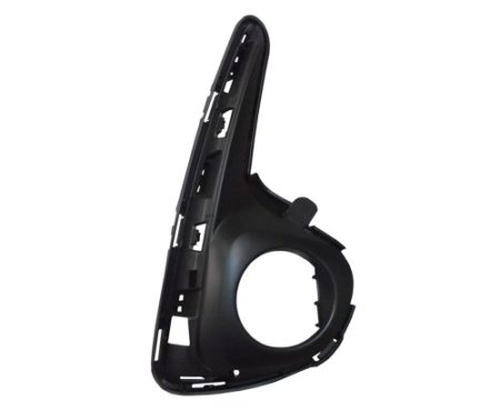 Right Front bumper insert Fog Lamp Bezel; w/Fog Lamps - TOYOTA YARIS 2019-2019