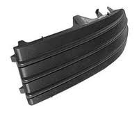 Right Front Bumper Filler Filler Panel - Next To Fog Lamp Hole - TOYOTA SIENNA 2004-2005